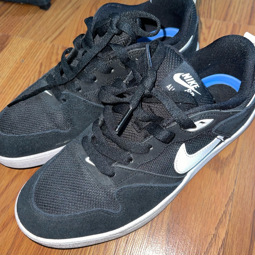 NIKE SB Dunk